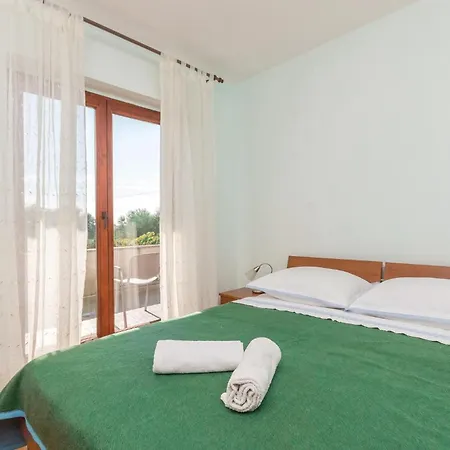 Holiday home Pet Friendly In With Wifi